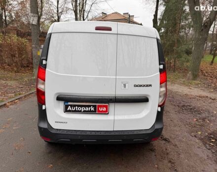 Белый Рено Dokker, объемом двигателя 1.5 л и пробегом 87 тыс. км за 12990 $, фото 5 на Automoto.ua