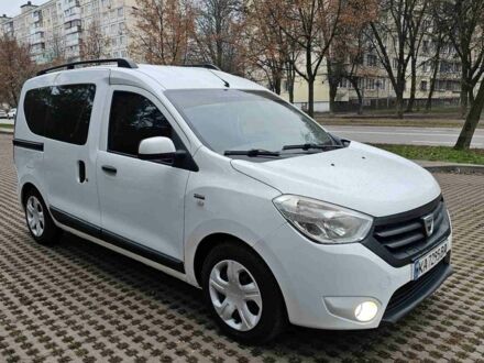 Белый Рено Dokker, объемом двигателя 1.5 л и пробегом 190 тыс. км за 5900 $, фото 1 на Automoto.ua