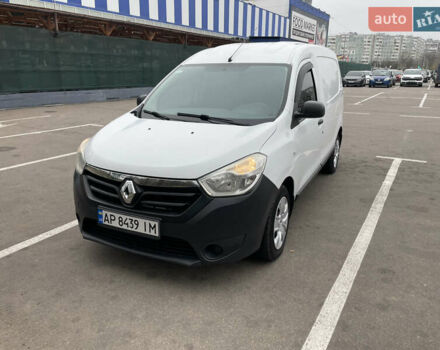 Белый Рено Dokker, объемом двигателя 1.6 л и пробегом 305 тыс. км за 5550 $, фото 1 на Automoto.ua