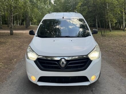 Белый Рено Dokker, объемом двигателя 1.5 л и пробегом 207 тыс. км за 7300 $, фото 1 на Automoto.ua