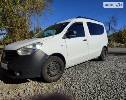Білий Рено Dokker, об'ємом двигуна 1.5 л та пробігом 215 тис. км за 5500 $, фото 1 на Automoto.ua