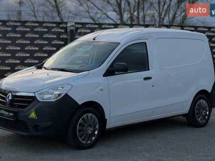Белый Рено Dokker, объемом двигателя 1.6 л и пробегом 217 тыс. км за 7000 $, фото 1 на Automoto.ua