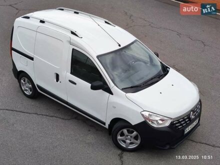 Рено Dokker 2017 у Києві на Automoto.ua Білий Рено Dokker, об'ємом двигуна 1.5 л та пробігом 99 тис. км за 9500 $, фото 1 на Automoto.ua