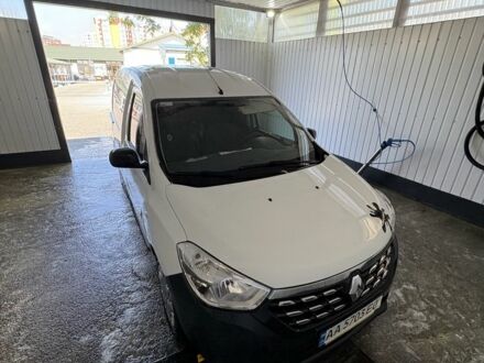 Білий Рено Dokker, об'ємом двигуна 1.5 л та пробігом 221 тис. км за 7500 $, фото 1 на Automoto.ua