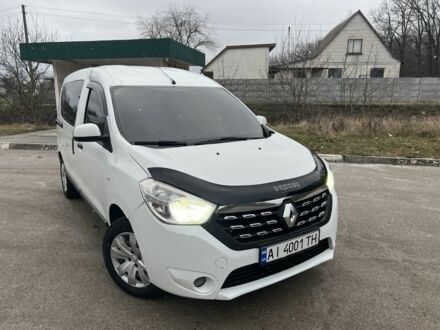 Белый Рено Dokker, объемом двигателя 1.6 л и пробегом 152 тыс. км за 7950 $, фото 1 на Automoto.ua