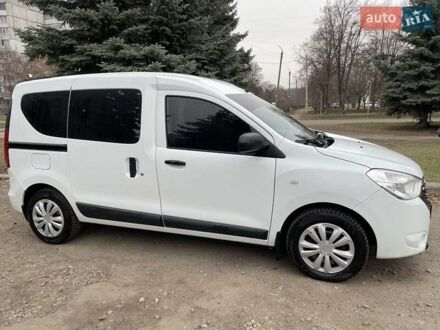 Рено Dokker 2019 у Первомайском на Automoto.ua Білий Рено Dokker, об'ємом двигуна 1.5 л та пробігом 210 тис. км за 10300 $, фото 1 на Automoto.ua