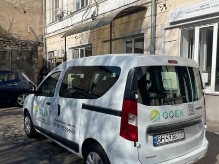 Рено Dokker 2019 у Одесі на Automoto.ua Білий Рено Dokker, об'ємом двигуна 1.5 л та пробігом 214 тис. км за 10000 $, фото 1 на Automoto.ua