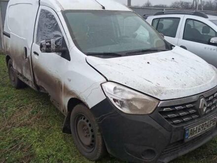 Белый Рено Dokker, объемом двигателя 1.46 л и пробегом 100 тыс. км за 6900 $, фото 1 на Automoto.ua