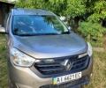 Бежевый Рено Dokker, объемом двигателя 1.5 л и пробегом 77 тыс. км за 11500 $, фото 1 на Automoto.ua