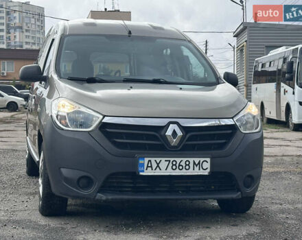 Бежевый Рено Dokker, объемом двигателя 1.46 л и пробегом 130 тыс. км за 8500 $, фото 3 на Automoto.ua