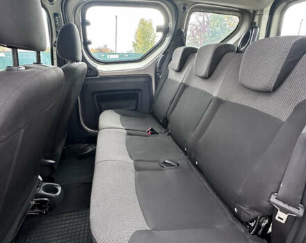 Бежевый Рено Dokker, объемом двигателя 1.46 л и пробегом 130 тыс. км за 8500 $, фото 25 на Automoto.ua