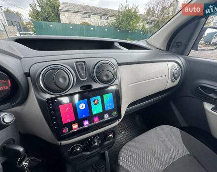 Бежевый Рено Dokker, объемом двигателя 1.46 л и пробегом 130 тыс. км за 8500 $, фото 17 на Automoto.ua