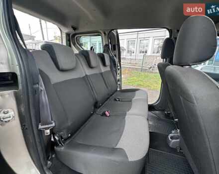 Бежевый Рено Dokker, объемом двигателя 1.46 л и пробегом 130 тыс. км за 8500 $, фото 19 на Automoto.ua