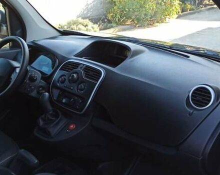 Черный Рено Dokker, объемом двигателя 1.46 л и пробегом 255 тыс. км за 10200 $, фото 16 на Automoto.ua