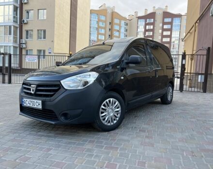 Черный Рено Dokker, объемом двигателя 1.2 л и пробегом 191 тыс. км за 6200 $, фото 1 на Automoto.ua