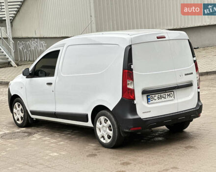 Рено Dokker, объемом двигателя 0 л и пробегом 159 тыс. км за 10300 $, фото 4 на Automoto.ua