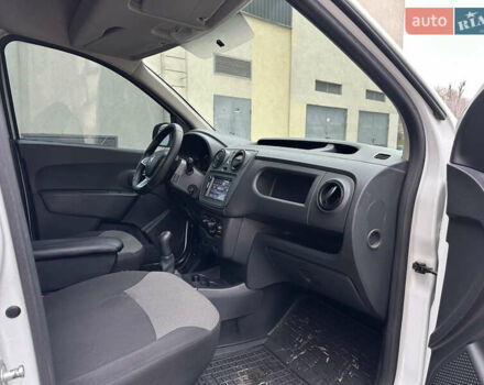 Рено Dokker, объемом двигателя 0 л и пробегом 159 тыс. км за 10300 $, фото 18 на Automoto.ua