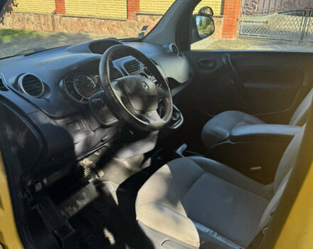 Желтый Рено Dokker, объемом двигателя 0 л и пробегом 58 тыс. км за 5500 $, фото 10 на Automoto.ua