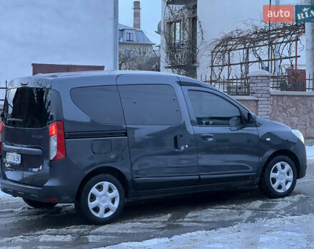 Серый Рено Dokker, объемом двигателя 1.46 л и пробегом 130 тыс. км за 8500 $, фото 6 на Automoto.ua