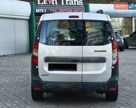 Серый Рено Dokker, объемом двигателя 1.46 л и пробегом 59 тыс. км за 9850 $, фото 5 на Automoto.ua