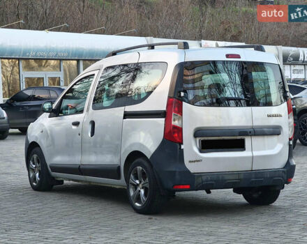 Серый Рено Dokker, объемом двигателя 1.46 л и пробегом 59 тыс. км за 9850 $, фото 6 на Automoto.ua