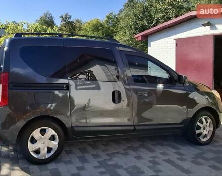 Сірий Рено Dokker, об'ємом двигуна 1.6 л та пробігом 178 тис. км за 7500 $, фото 2 на Automoto.ua