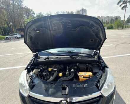 Серый Рено Dokker, объемом двигателя 1.5 л и пробегом 273 тыс. км за 7500 $, фото 6 на Automoto.ua