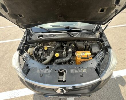 Серый Рено Dokker, объемом двигателя 1.5 л и пробегом 273 тыс. км за 7500 $, фото 5 на Automoto.ua