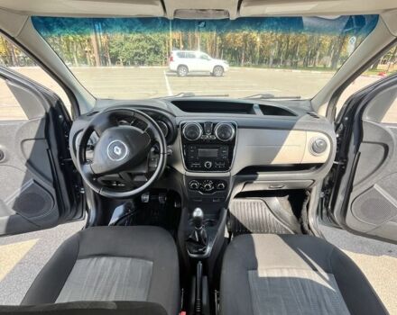 Серый Рено Dokker, объемом двигателя 1.5 л и пробегом 273 тыс. км за 7500 $, фото 7 на Automoto.ua