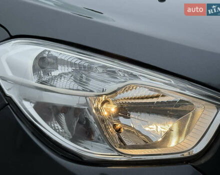 Серый Рено Dokker, объемом двигателя 1.46 л и пробегом 240 тыс. км за 7300 $, фото 4 на Automoto.ua