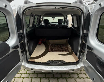 Серый Рено Dokker, объемом двигателя 1.5 л и пробегом 139 тыс. км за 9500 $, фото 7 на Automoto.ua