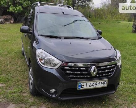 Рено Dokker 2017 в Верхнеднепровске на Automoto.ua Серый Рено Dokker, объемом двигателя 1.5 л и пробегом 102 тыс. км за 11000 $, фото 7 на Automoto.ua