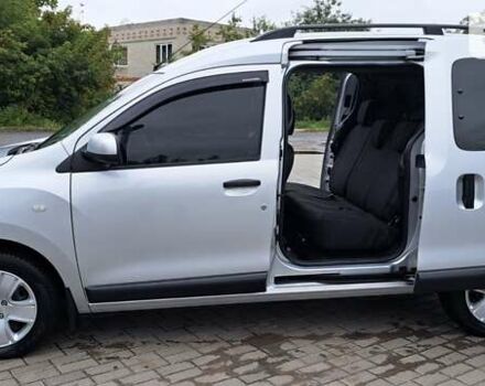 Сірий Рено Dokker, об'ємом двигуна 1.5 л та пробігом 40 тис. км за 12900 $, фото 20 на Automoto.ua