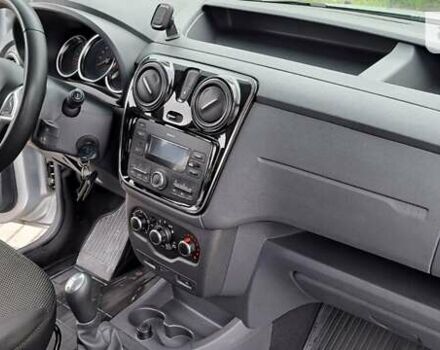 Сірий Рено Dokker, об'ємом двигуна 1.5 л та пробігом 40 тис. км за 12900 $, фото 29 на Automoto.ua