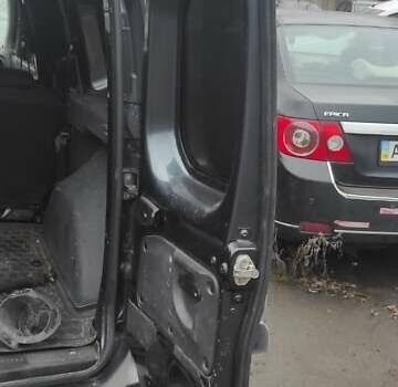 Сірий Рено Dokker, об'ємом двигуна 1.5 л та пробігом 267 тис. км за 4000 $, фото 6 на Automoto.ua