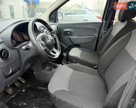 Серый Рено Dokker, объемом двигателя 1.5 л и пробегом 220 тыс. км за 7200 $, фото 16 на Automoto.ua