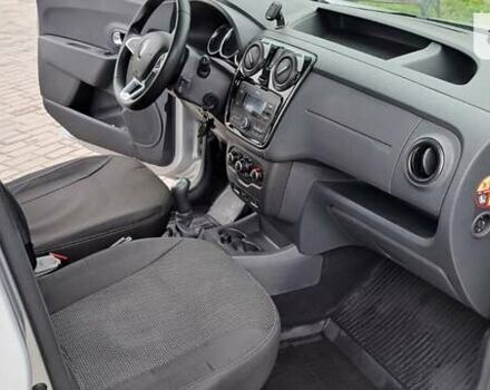 Сірий Рено Dokker, об'ємом двигуна 1.5 л та пробігом 40 тис. км за 12900 $, фото 25 на Automoto.ua