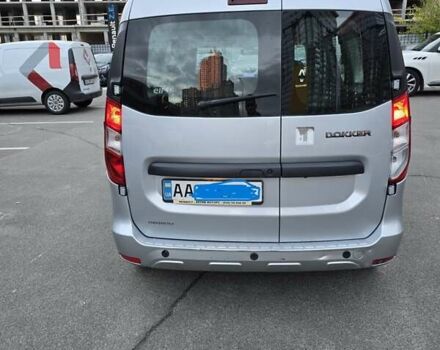 Серый Рено Dokker, объемом двигателя 1.6 л и пробегом 149 тыс. км за 9700 $, фото 6 на Automoto.ua
