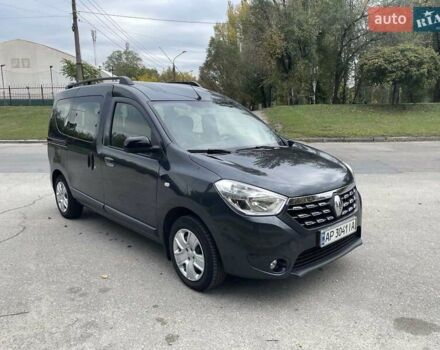 Сірий Рено Dokker, об'ємом двигуна 1.5 л та пробігом 85 тис. км за 13500 $, фото 6 на Automoto.ua