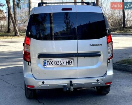 Серый Рено Dokker, объемом двигателя 1.46 л и пробегом 50 тыс. км за 14800 $, фото 6 на Automoto.ua