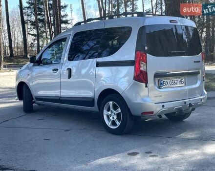 Серый Рено Dokker, объемом двигателя 1.46 л и пробегом 50 тыс. км за 14800 $, фото 4 на Automoto.ua