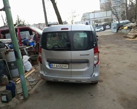 Серый Рено Dokker, объемом двигателя 1.5 л и пробегом 200 тыс. км за 4000 $, фото 2 на Automoto.ua