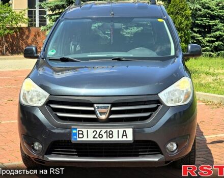 Серый Рено Dokker, объемом двигателя 1.2 л и пробегом 154 тыс. км за 6900 $, фото 1 на Automoto.ua