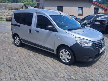 Сірий Рено Dokker, об'ємом двигуна 1.46 л та пробігом 178 тис. км за 9300 $, фото 1 на Automoto.ua