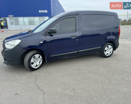 Синий Рено Dokker, объемом двигателя 1.6 л и пробегом 345 тыс. км за 4700 $, фото 4 на Automoto.ua
