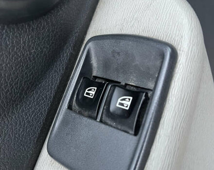 Синий Рено Dokker, объемом двигателя 1.6 л и пробегом 345 тыс. км за 4700 $, фото 29 на Automoto.ua