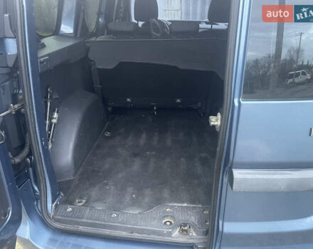 Синий Рено Dokker, объемом двигателя 1.5 л и пробегом 274 тыс. км за 6300 $, фото 5 на Automoto.ua