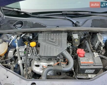 Синий Рено Dokker, объемом двигателя 1.6 л и пробегом 16 тыс. км за 12500 $, фото 4 на Automoto.ua