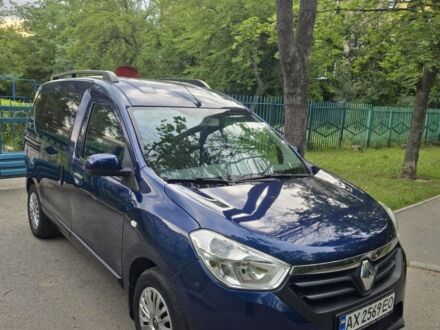 Синій Рено Dokker, об'ємом двигуна 1.5 л та пробігом 85 тис. км за 11800 $, фото 1 на Automoto.ua