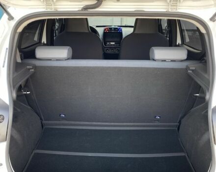 Белый Рено Другая, объемом двигателя 0 л и пробегом 35 тыс. км за 10500 $, фото 6 на Automoto.ua